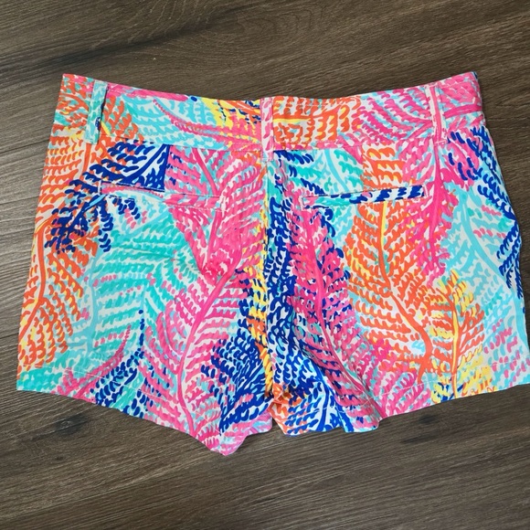 Lilly Pulitzer Electric Feel The Callahan Short Sz 6 - Picture 3 of 4